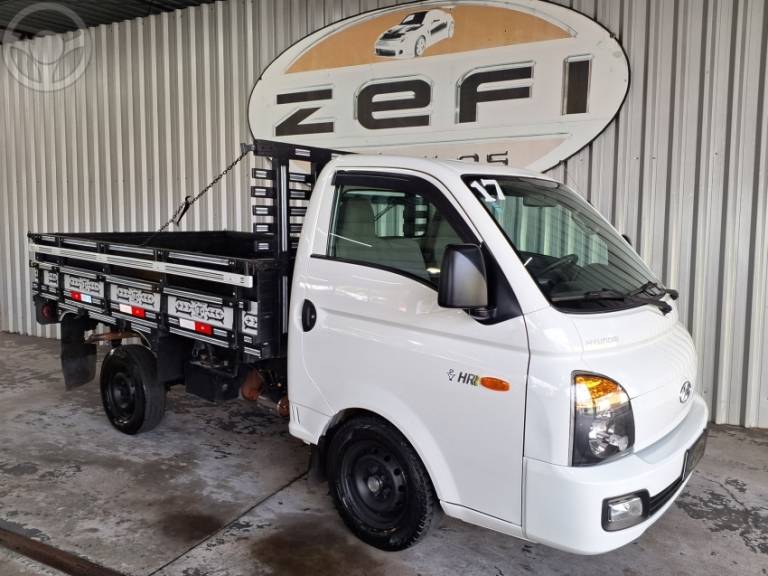 HYUNDAI - HR 2.5 LONGOCAÇAMBA 4X2 16V 130CV TURBO INTERCOOLER DIESEL 2P MANUAL - 2016/2017 - BRANCA - R$ 110.000,00