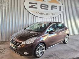 PEUGEOT - 208 1.6 GRIFFE 16V FLEX 4P AUTOMÁTICO - 2014/2015 - MARROM - R$ 48.500,00