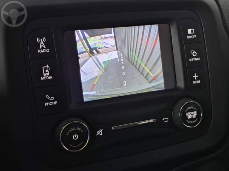 JEEP - RENEGADE 1.8 16V FLEX SPORT 4P MANUAL - 2018/2019 - BRANCA - R$ 72.900,00