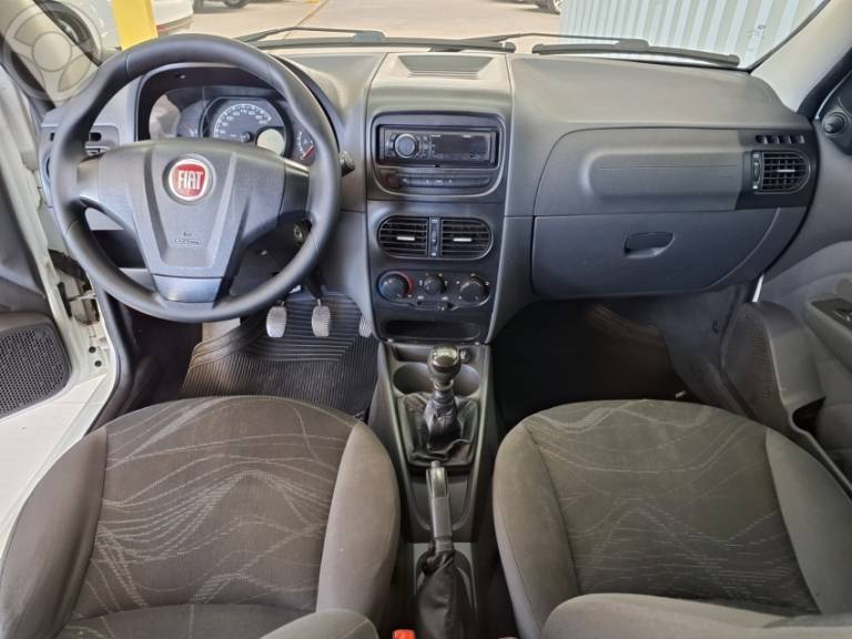 FIAT - SIENA 1.0 MPI EL 8V FLEX 4P MANUAL - 2015/2015 - BRANCA - R$ 31.500,00
