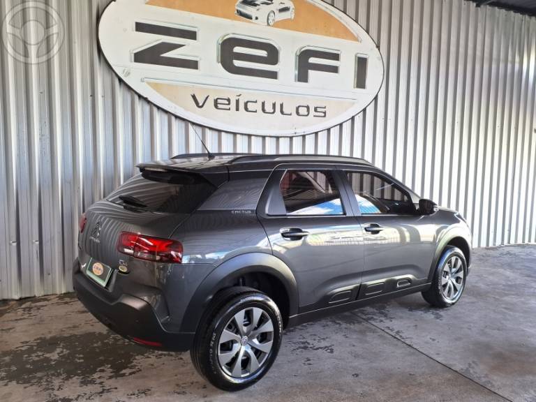 CITROËN - C4 CACTUS 1.6 VTI FEEL BUS FLEX 4P AUTOMATICO - 2019/2020 - CINZA - R$ 73.900,00