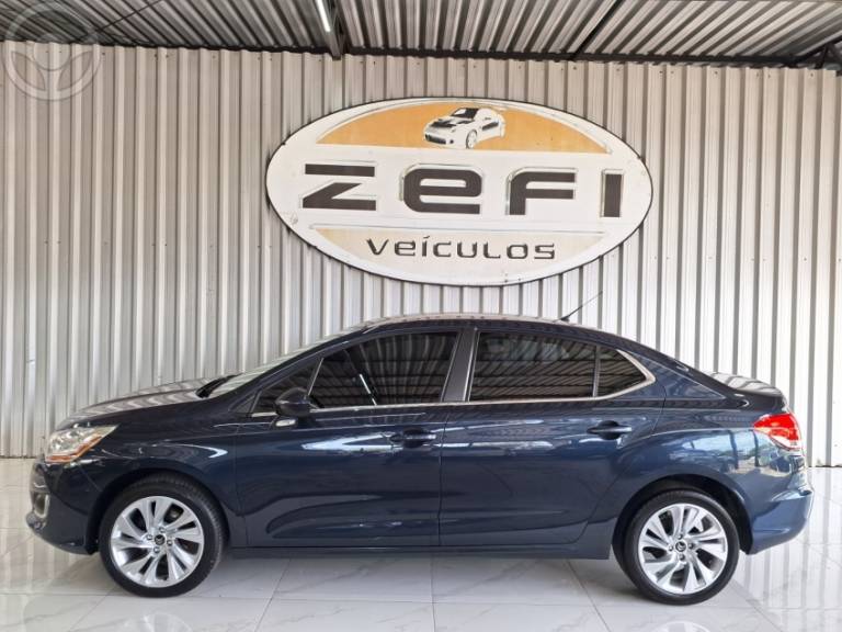 CITROËN - C4 LOUNGE 2.0 MPFI TENDANCE 16V FLEX 4P AUTOMÁTICO - 2013/2014 - AZUL - R$ 45.900,00