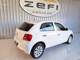 VOLKSWAGEN - GOL 1.0 12V MPI TOTALFLEX TRENDLINE 4P MANUAL - 2016/2017 - BRANCA - R$ 42.900,00