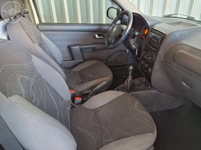 FIAT - STRADA 1.4 MPI WORKING CS 8V FLEX 2P MANUAL - 2014/2015 - BRANCA - R$ 49.900,00