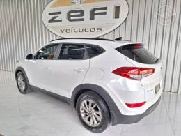 HYUNDAI - TUCSON 1.6 16V T-GDI GLS ECOSHIFT - 2017/2018 - BRANCA - R$ 99.900,00