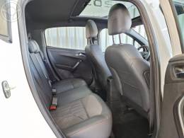 PEUGEOT - 208 1.6 THP GT 16V FLEX 4P MANUAL - 2016/2017 - BRANCA - R$ 69.900,00