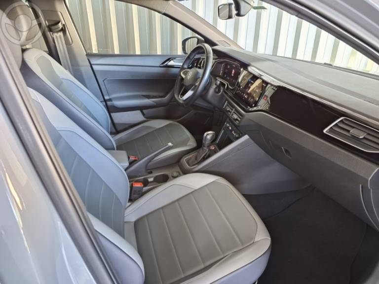 VOLKSWAGEN - NIVUS 1.0 TSI HIGHLINE FLEX 4P AUTOMÁTICO - 2021/2021 - CINZA - R$ 101.500,00
