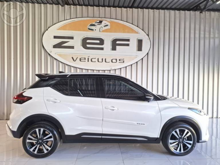 NISSAN - KICKS 1.6 EXCLUSIVE 16V FLEX 4P AUTOMÁTICO - 2023/2023 - BRANCA - R$ 114.900,00
