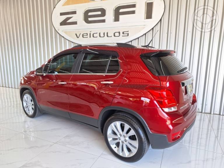 CHEVROLET - TRACKER 1.4 16V TURBO FLEX PREMIER AUTOMÁTICO - 2019/2019 - VERMELHA - R$ 92.900,00