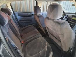 CITROËN - C4 2.0 GLX 16V FLEX 4P MANUAL - 2009/2010 - CINZA - R$ 22.900,00