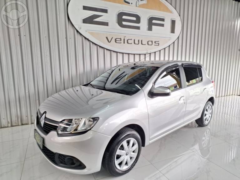 RENAULT - SANDERO 1.6 EXPRESSION 8V FLEX 4P MANUAL - 2015/2015 - PRATA - R$ 38.900,00