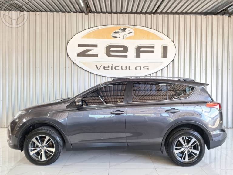 TOYOTA - RAV4 2.0 TOP 4X2 16V 4P AUTOMÁTICO - 2017/2017 - CINZA - R$ 114.900,00