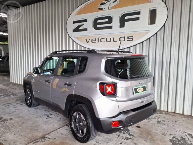 JEEP - RENEGADE 1.8 16V FLEX 4P AUTOMÁTICO - 2020/2021 - PRATA - R$ 82.900,00