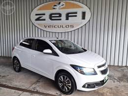 CHEVROLET - ONIX 1.4 MPFI LTZ 8V FLEX 4P MANUAL - 2016/2016 - BRANCA - R$ 56.900,00