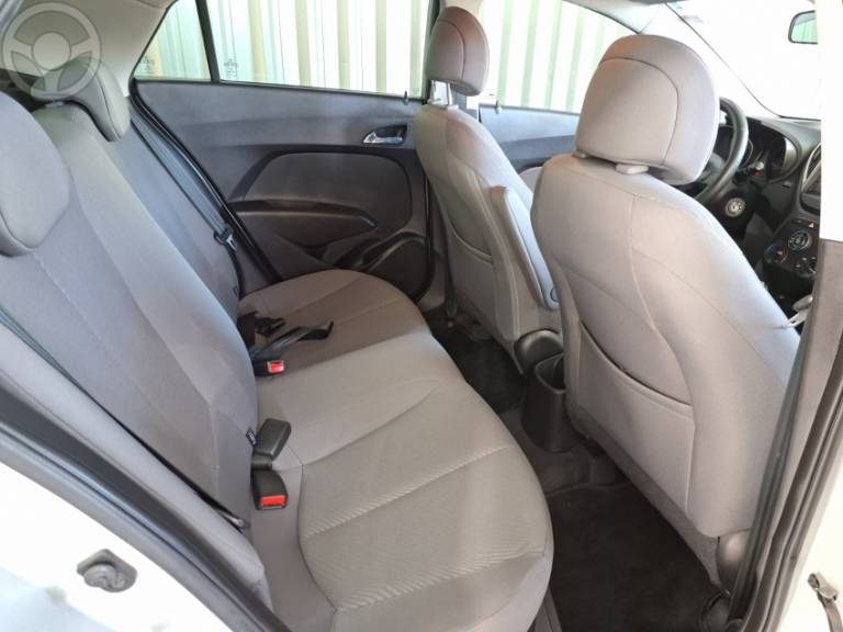 HYUNDAI - HB20S 1.6 COMFORT PLUS 16V FLEX 4P AUTOMÁTICO - 2015/2015 - PRATA - R$ 54.900,00
