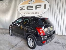 CHEVROLET - TRACKER 1.4 16V TURBO FLEX LT AUTOMÁTICO - 2018/2018 - PRETA - R$ 81.900,00