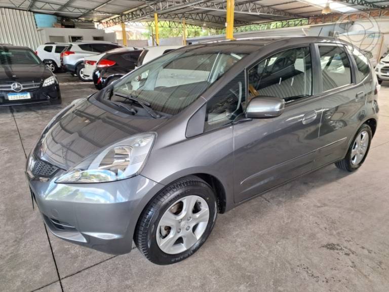 HONDA - FIT 1.4 LX 16V FLEX 4P AUTOMÁTICO - 2009/2010 - CINZA - R$ 49.900,00