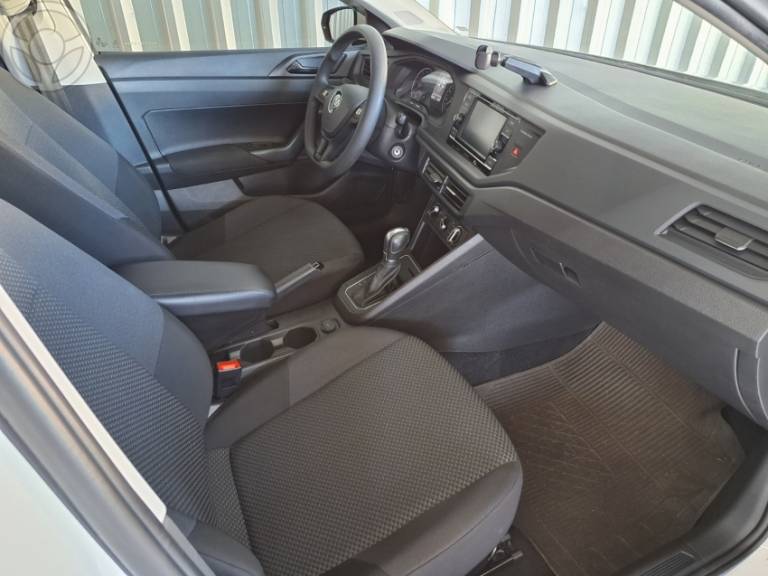 VOLKSWAGEN - VIRTUS 1.6 MSI FLEX 4P AUTOMÁTICO - 2019/2020 - BRANCA - R$ 73.900,00