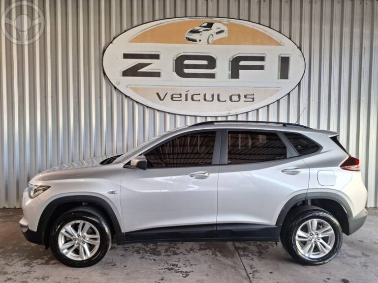 CHEVROLET - TRACKER 1.0 12V LT TURBO FLEX 4P AUTOMÁTICO - 2022/2023 - PRATA - R$ 103.900,00