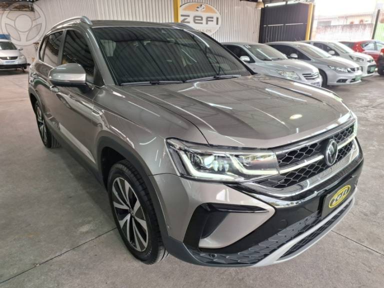 VOLKSWAGEN - TAOS 1.4 16V HIGHLINE TSI FLEX 4P AUTOMÁTICO - 2023/2023 - BEGE - R$ 169.900,00