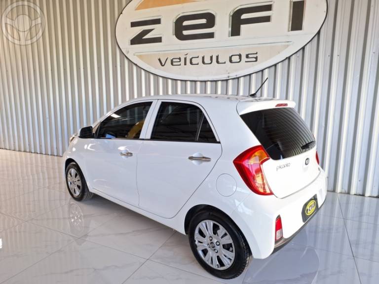KIA MOTORS - PICANTO 1.0 EX 12V FLEX 4P MANUAL - 2015/2016 - BRANCA - R$ 44.900,00