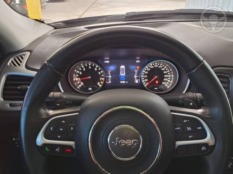 JEEP - COMPASS 2.0 16V FLEX LONGITUDE AUTOMÁTICO - 2019/2020 - CINZA - R$ 101.500,00