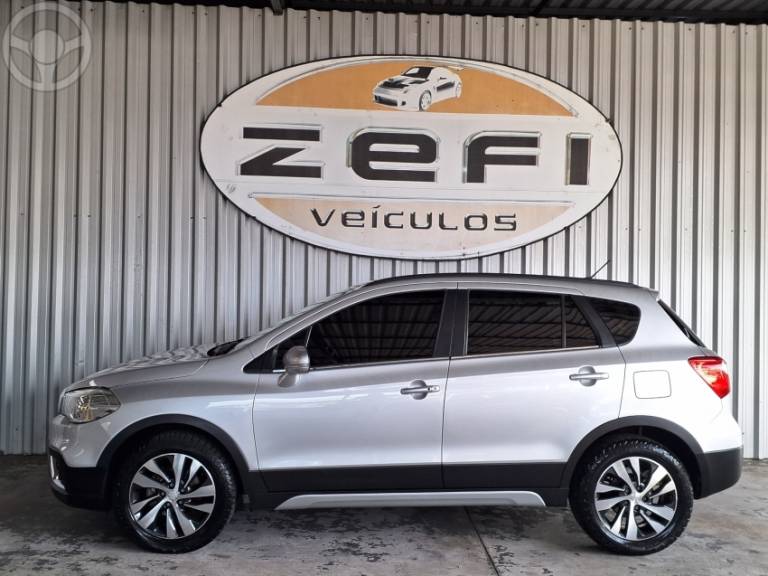 SUZUKI - S-CROSS 1.4 4STYLE-S ALLGRIP 16V TURBO 4P AUTOMÁTICO - 2017/2018 - PRATA - R$ 87.900,00