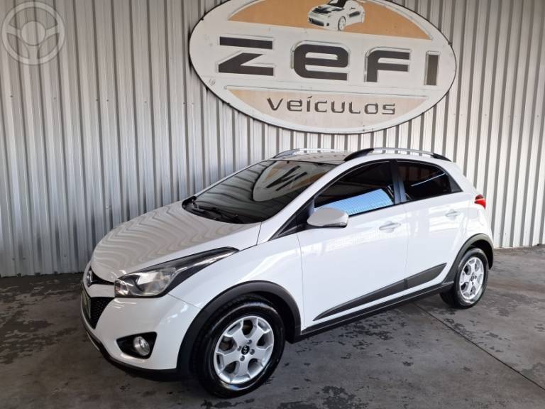 HYUNDAI - HB20X 1.6 16V STYLE FLEX 4P MANUAL - 2013/2014 - BRANCA - R$ 52.800,00