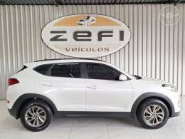 HYUNDAI - TUCSON 1.6 16V T-GDI GLS ECOSHIFT - 2017/2018 - BRANCA - R$ 99.900,00