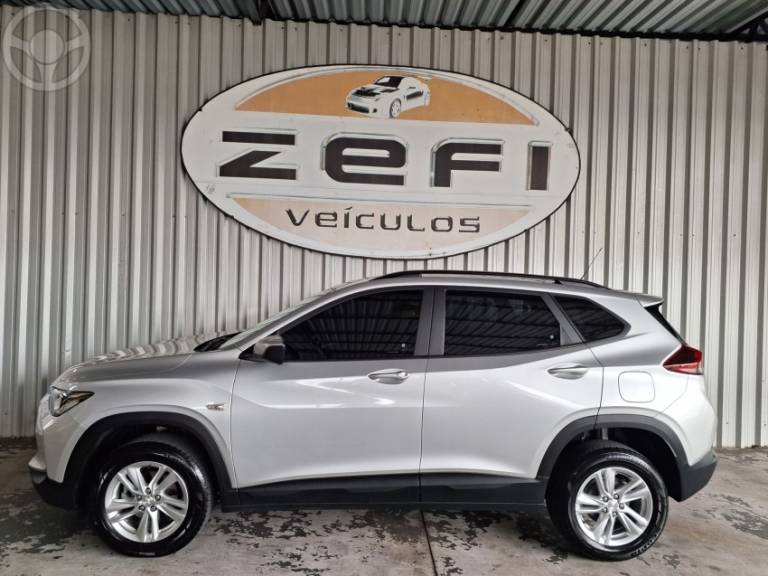 CHEVROLET - TRACKER 1.0 12V LT TURBO FLEX 4P AUTOMÁTICO - 2022/2023 - PRATA - R$ 106.900,00