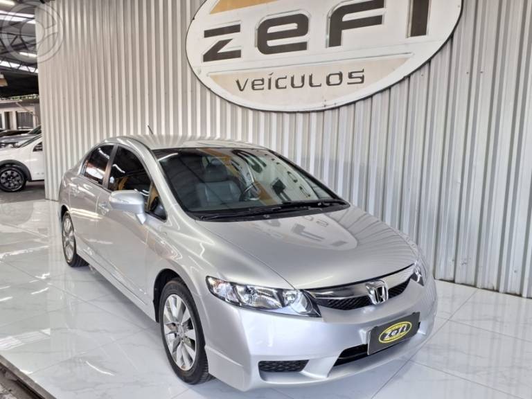 HONDA - CIVIC 1.8 LXL 16V FLEX 4P AUTOMÁTICO - 2011/2011 - PRATA - R$ 56.900,00