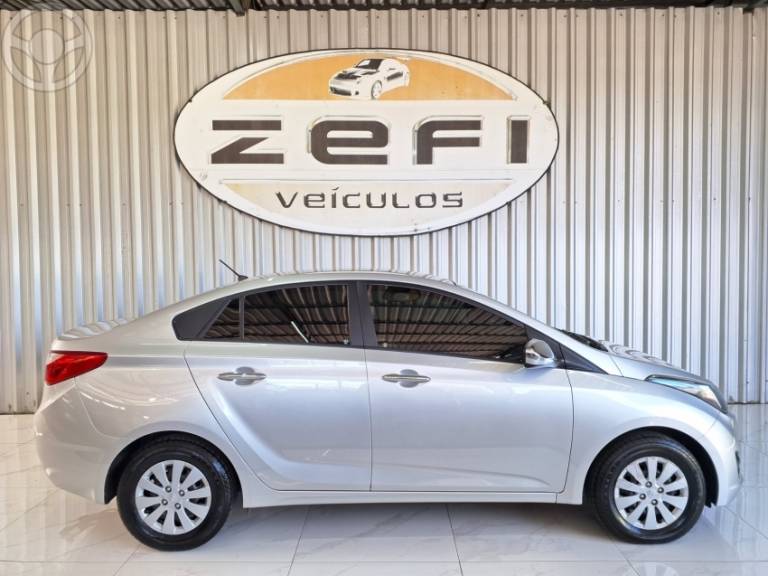 HYUNDAI - HB20S 1.6 COMFORT PLUS 16V FLEX 4P AUTOMÁTICO - 2015/2015 - PRATA - R$ 54.900,00
