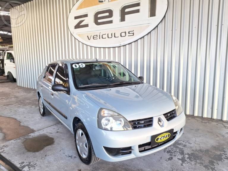 RENAULT - CLIO 1.6 AUTHENTIQUE SEDAN 16V FLEX 4P MANUAL - 2008/2009 - PRATA - R$ 26.990,00