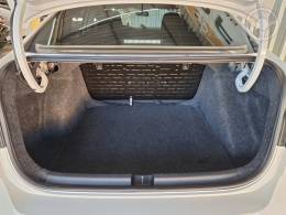 VOLKSWAGEN - VIRTUS 1.6 MSI FLEX 4P AUTOMÁTICO - 2019/2020 - BRANCA - R$ 73.900,00