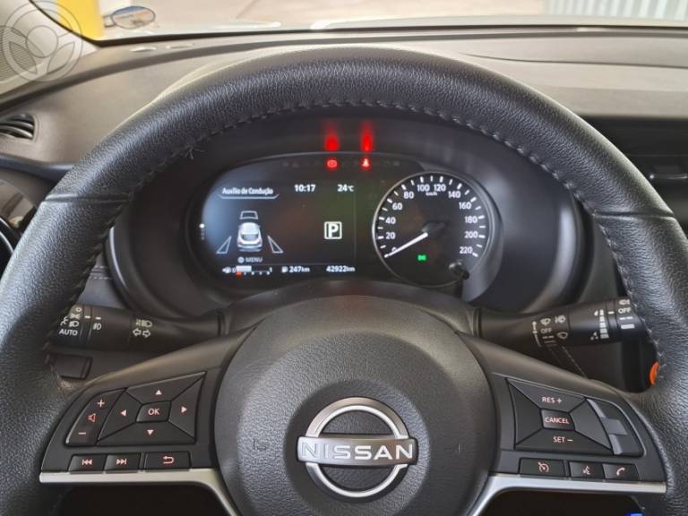 NISSAN - KICKS 1.6 EXCLUSIVE 16V FLEX 4P AUTOMÁTICO - 2023/2023 - BRANCA - R$ 114.900,00