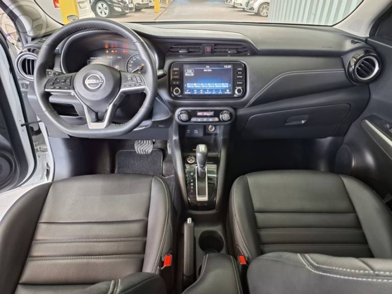 NISSAN - KICKS 1.6 EXCLUSIVE 16V FLEX 4P AUTOMÁTICO - 2023/2023 - BRANCA - R$ 114.900,00