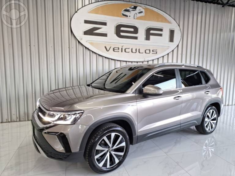 VOLKSWAGEN - TAOS 1.4 16V HIGHLINE TSI FLEX 4P AUTOMÁTICO - 2023/2023 - BEGE - R$ 164.900,00