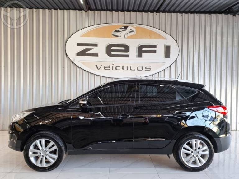 HYUNDAI - IX35 2.0 MPI 4X2 16V FLEX 4P AUTOMÁTICO - 2013/2014 - PRETA - R$ 72.900,00