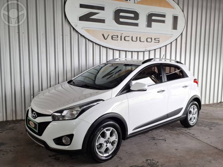 HYUNDAI - HB20X 1.6 16V PREMIUM FLEX 4P AUTOMÁTICO - 2014/2014 - BRANCA - R$ 57.500,00