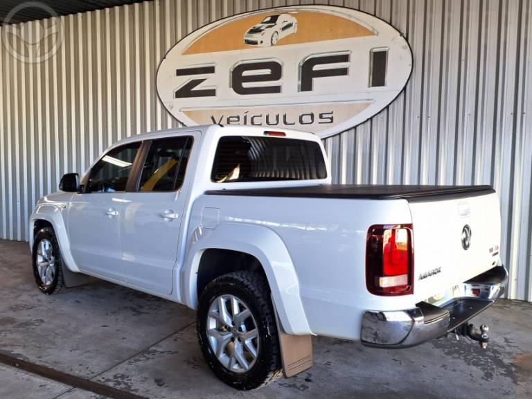 VOLKSWAGEN - AMAROK 3.0 V6 TDI HIGHLINE CD DIESEL 4MOTION AUTOMÁTICO - 2018/2018 - BRANCA - R$ 159.900,00