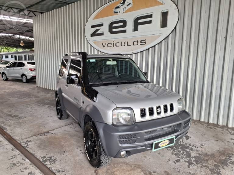 SUZUKI - JIMNY 1.3 4ALL 4X4 16V 2P MANUAL - 2010/2011 - PRATA - R$ 61.500,00