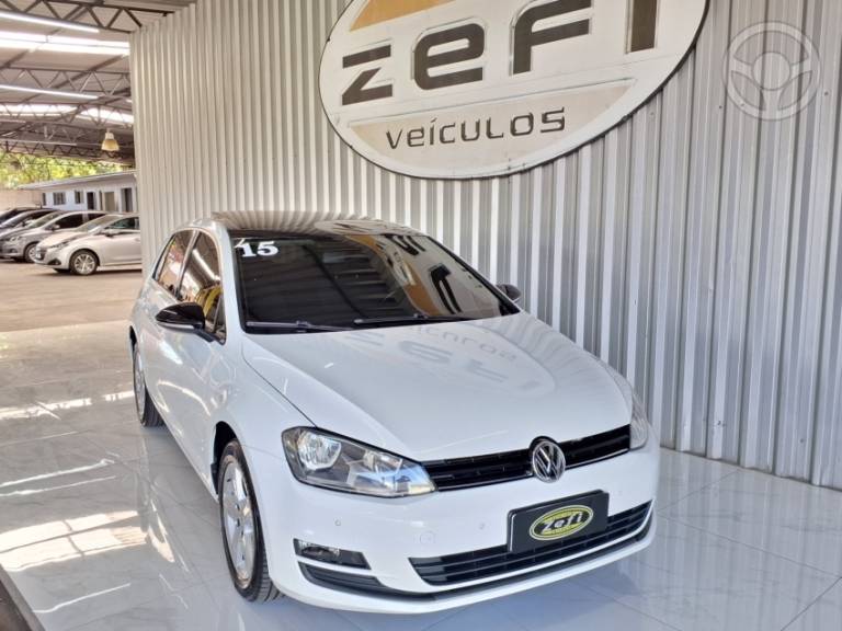 VOLKSWAGEN - GOLF 1.4 TSI COMFORTLINE 16V 4P AUTOMÁTICO - 2015/2015 - BRANCA - R$ 71.900,00