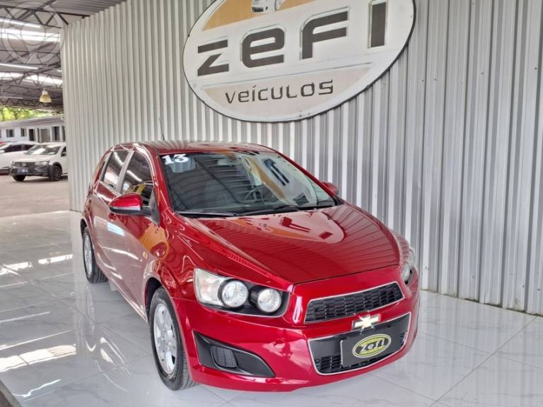 CHEVROLET - SONIC 1.6 LT 16V FLEX 4P MANUAL - 2012/2013 - VERMELHA - R$ 38.500,00