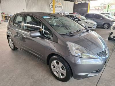 HONDA - FIT 1.4 LX 16V FLEX 4P AUTOMÁTICO - 2009/2010 - CINZA - R$ 49.900,00