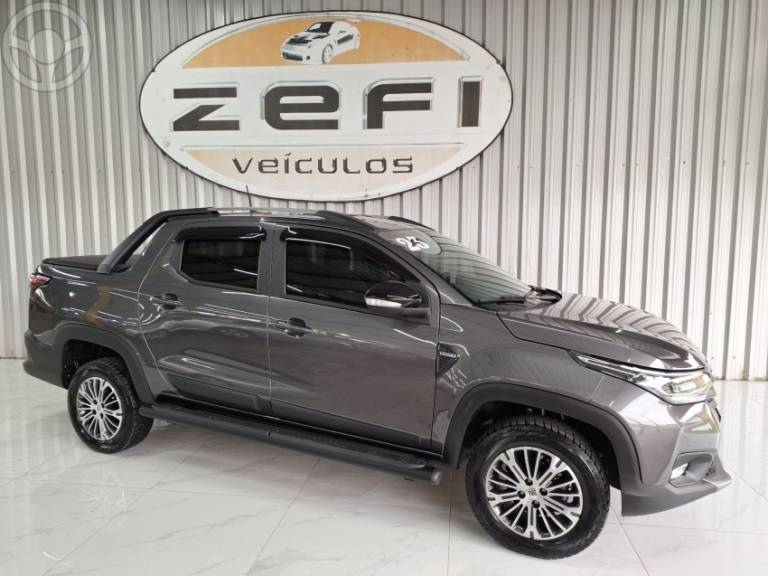 FIAT - STRADA 1.3 RANCH CD 8V FLEX 4P AUTOMÁTICO - 2023/2023 - CINZA - R$ 117.900,00