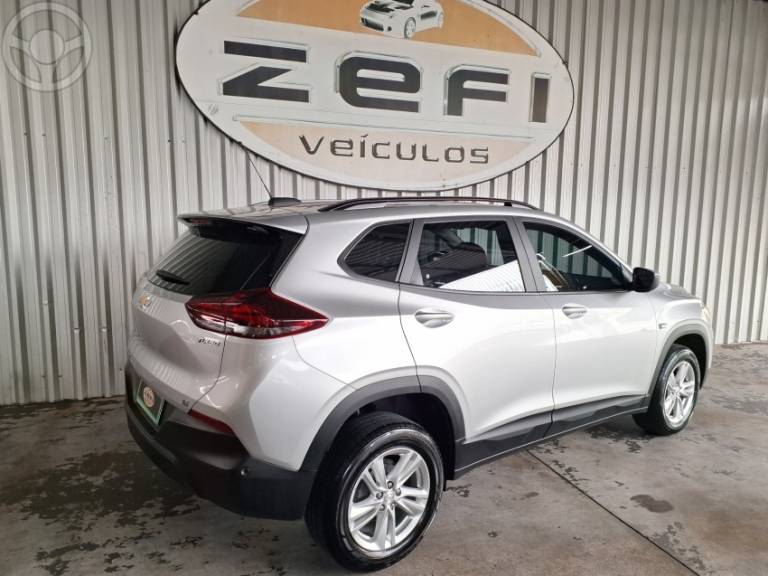 CHEVROLET - TRACKER 1.0 12V LT TURBO FLEX 4P AUTOMÁTICO - 2022/2023 - PRATA - R$ 106.900,00