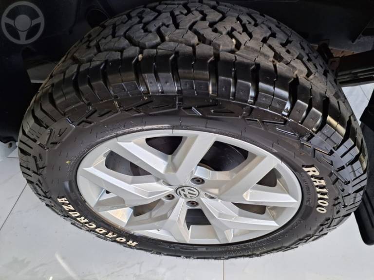 VOLKSWAGEN - AMAROK 2.0 HIGHLINE 4X4 CD 16V TURBO INTERCOOLER DIESEL 4P AUTOMÁTICO - 2018/2018 - PRATA - R$ 138.900,00