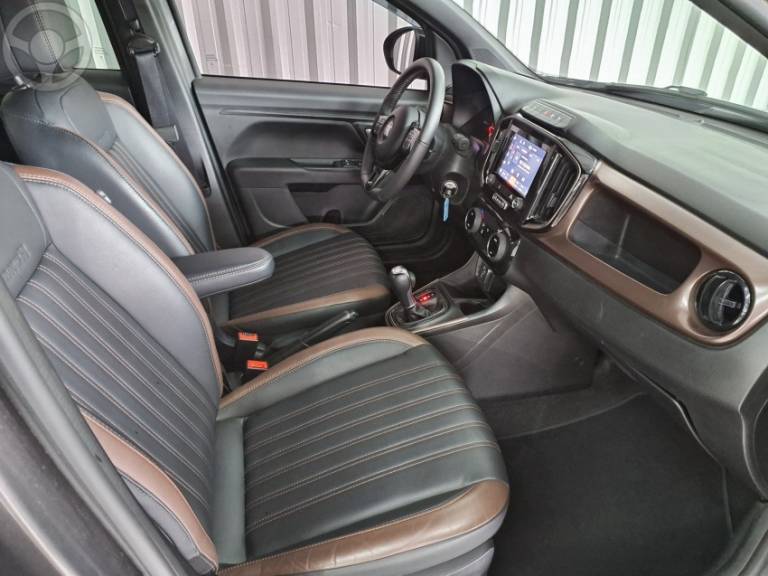 FIAT - STRADA 1.3 RANCH CD 8V FLEX 4P AUTOMÁTICO - 2023/2023 - CINZA - R$ 117.900,00