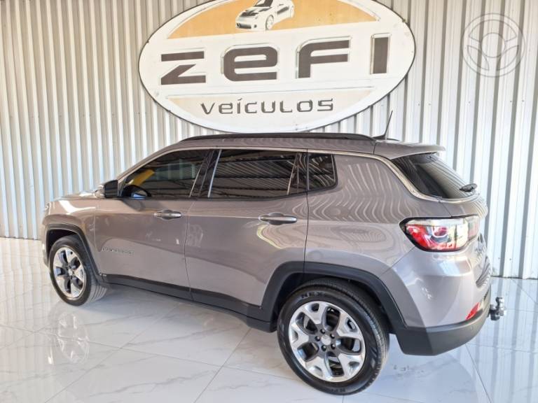 JEEP - COMPASS 2.0 16V FLEX LONGITUDE AUTOMÁTICO - 2019/2020 - CINZA - R$ 101.500,00