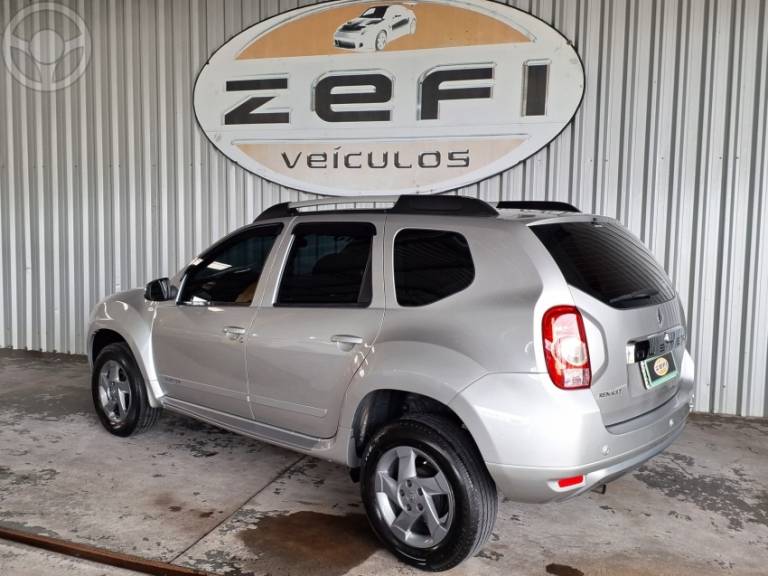 RENAULT - DUSTER 1.6 DYNAMIQUE 4X2 16V FLEX 4P MANUAL - 2012/2013 - PRATA - R$ 49.900,00